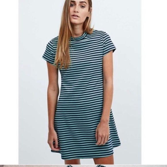 Free People Beach striped mock neck dress. - Picture 2 of 7